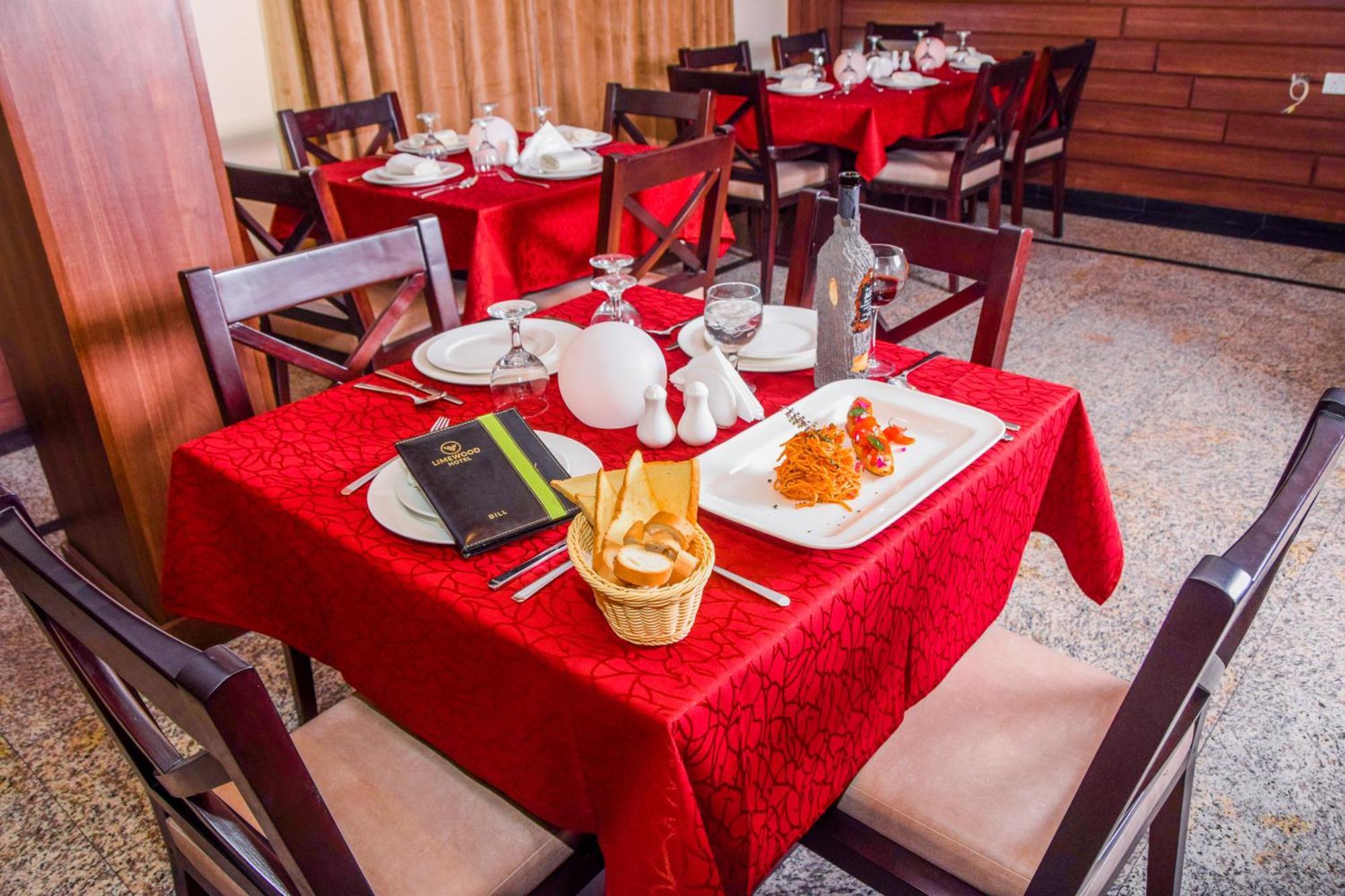 Limewood Hotel Порт Харкорт Екстериор снимка